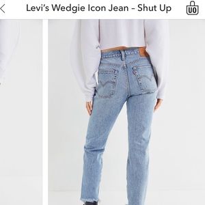 NWOT Levis Wedgie Icon Jean - Shut Up